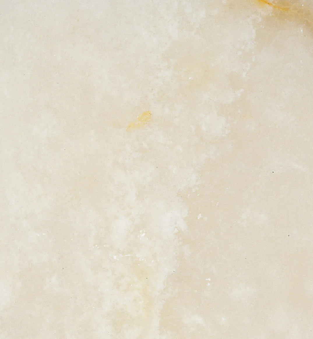 Onyx White Persa