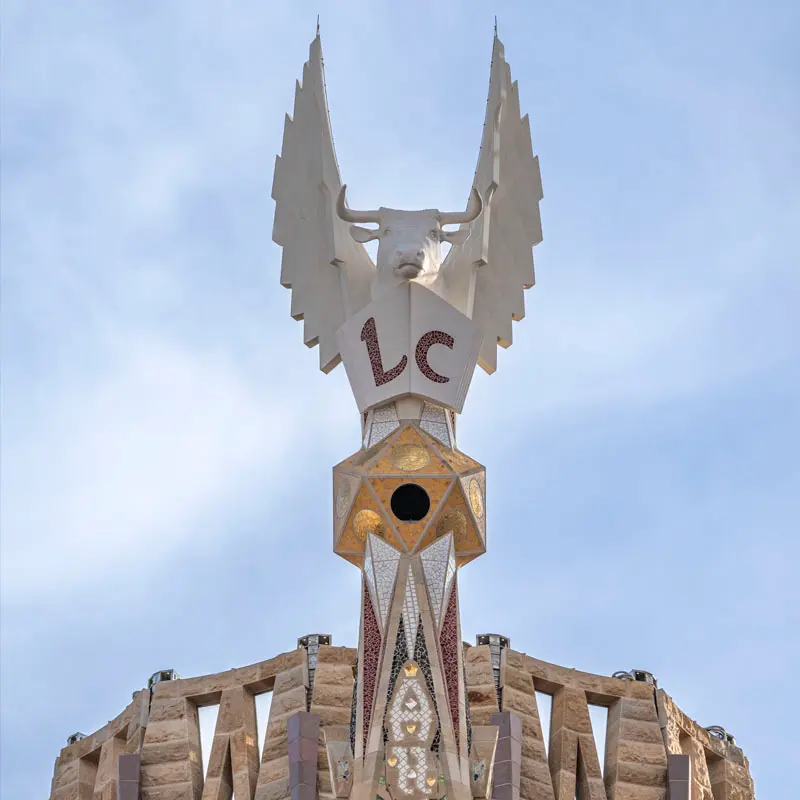 Imagenn 9 de La Sagrada Familia obtiene el Premio Nacional en los Premios Macael 2025