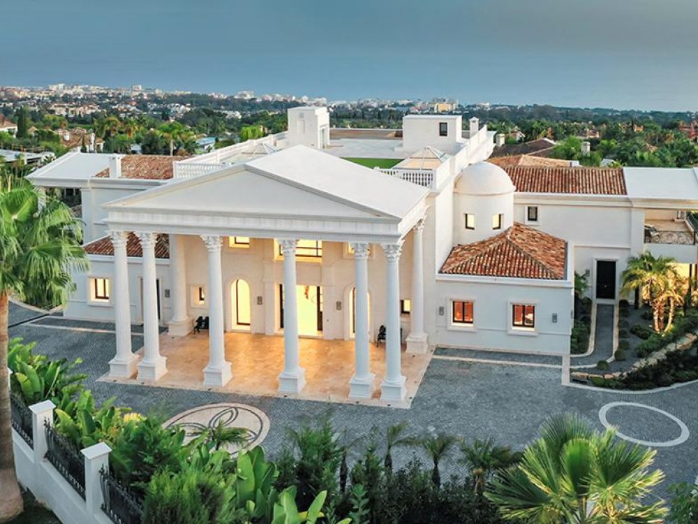 Image 2 of Villa Ricotta, sold for 40 million euros