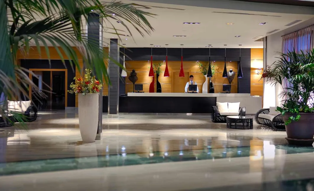 Imagen 1 del proyecto Elba Carlota Beach & Golf Resort